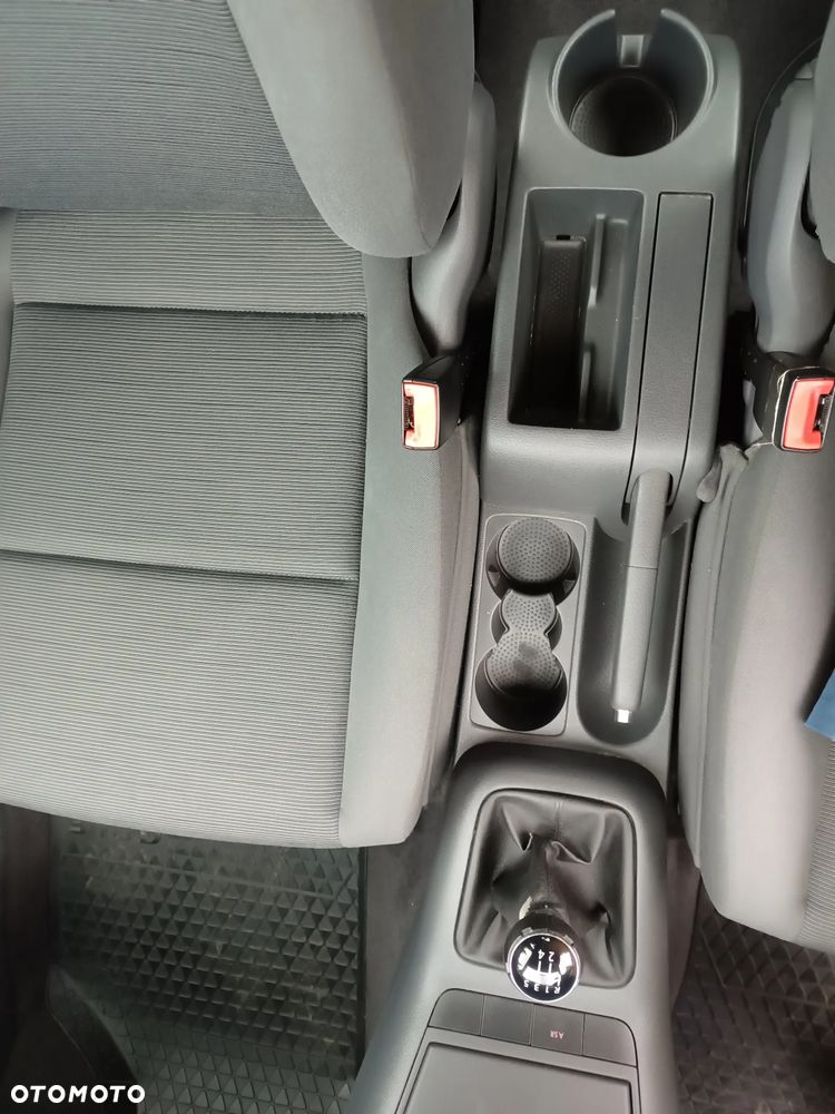 Volkswagen Golf Plus 1.9 TDI Edition - 24