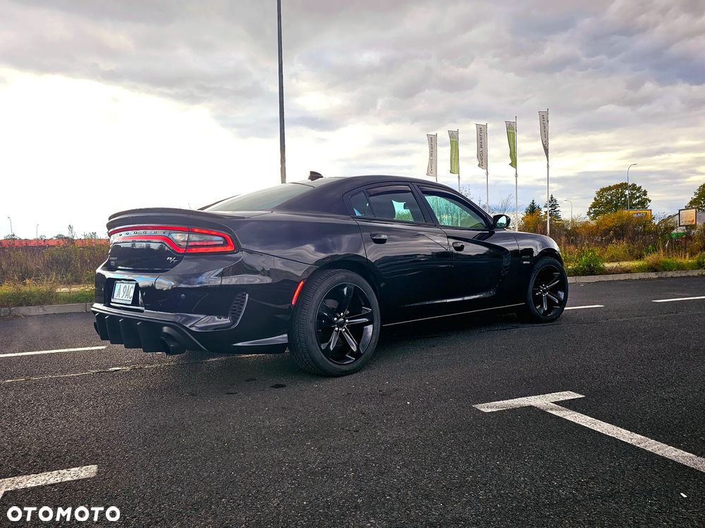 Dodge Charger - 5