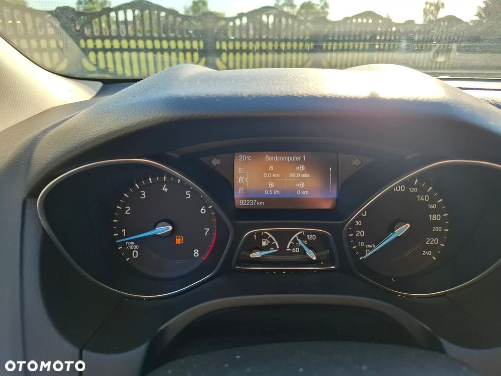 Ford Focus - 13