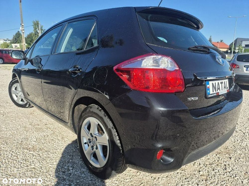 Toyota Auris - 5