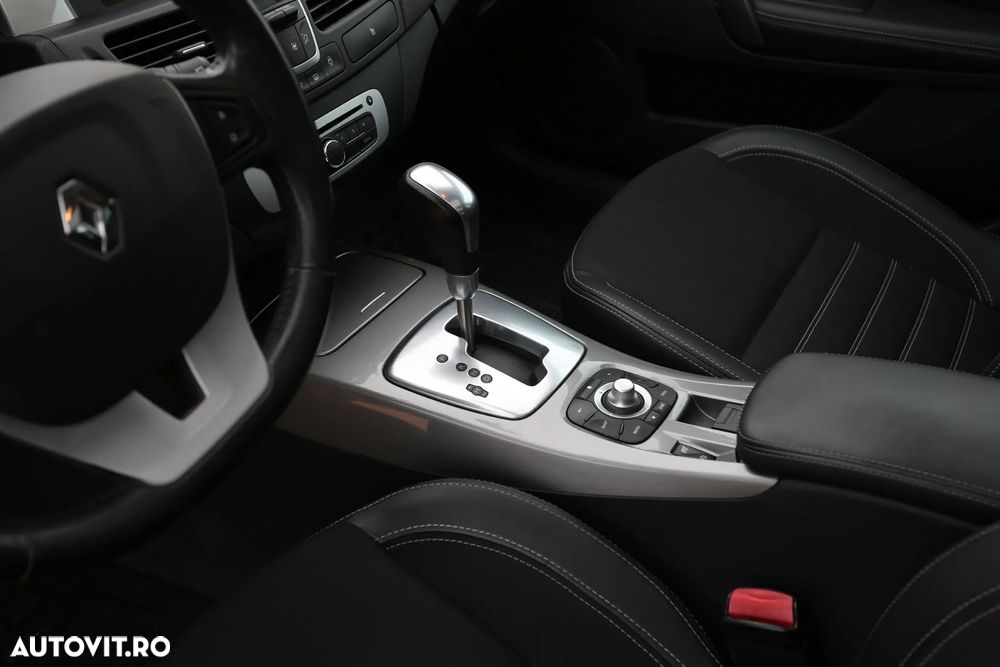 Renault Laguna Grandtour dCi 110 FAP EDC Limited - 12