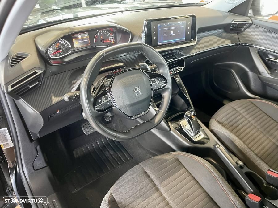 Peugeot 2008 1.2 PureTech Active Pack EAT8 - 9