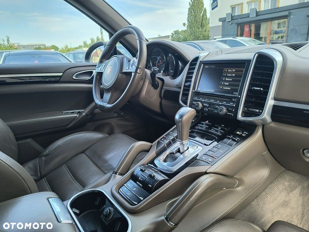 Porsche Cayenne Diesel Tiptronic S - 17