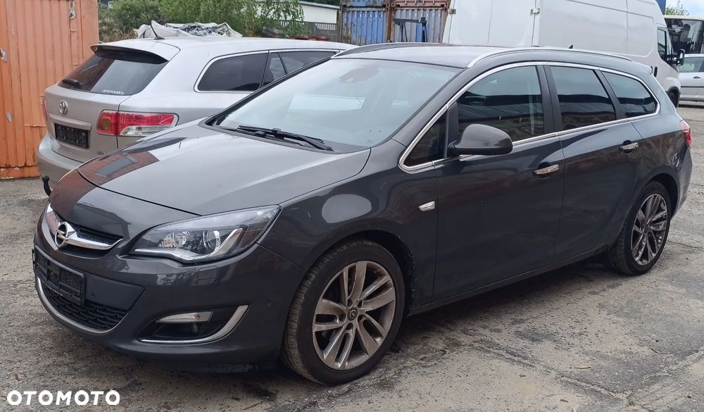 Opel Astra 2.0 CDTI Exklusiv - 1