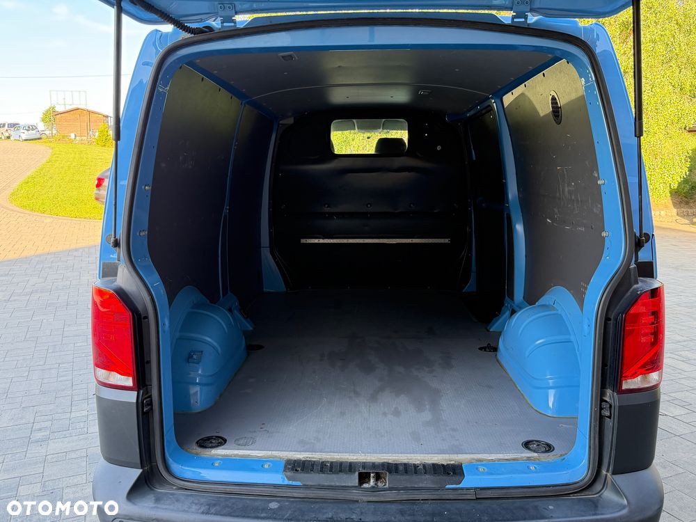Volkswagen Transporter - 3