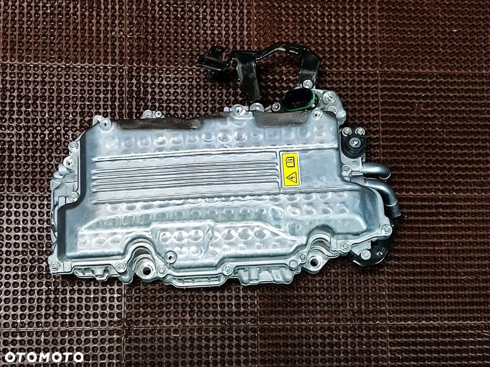 HONDA CR-V 2.0h 4x4 od 2023r Falownik - 1