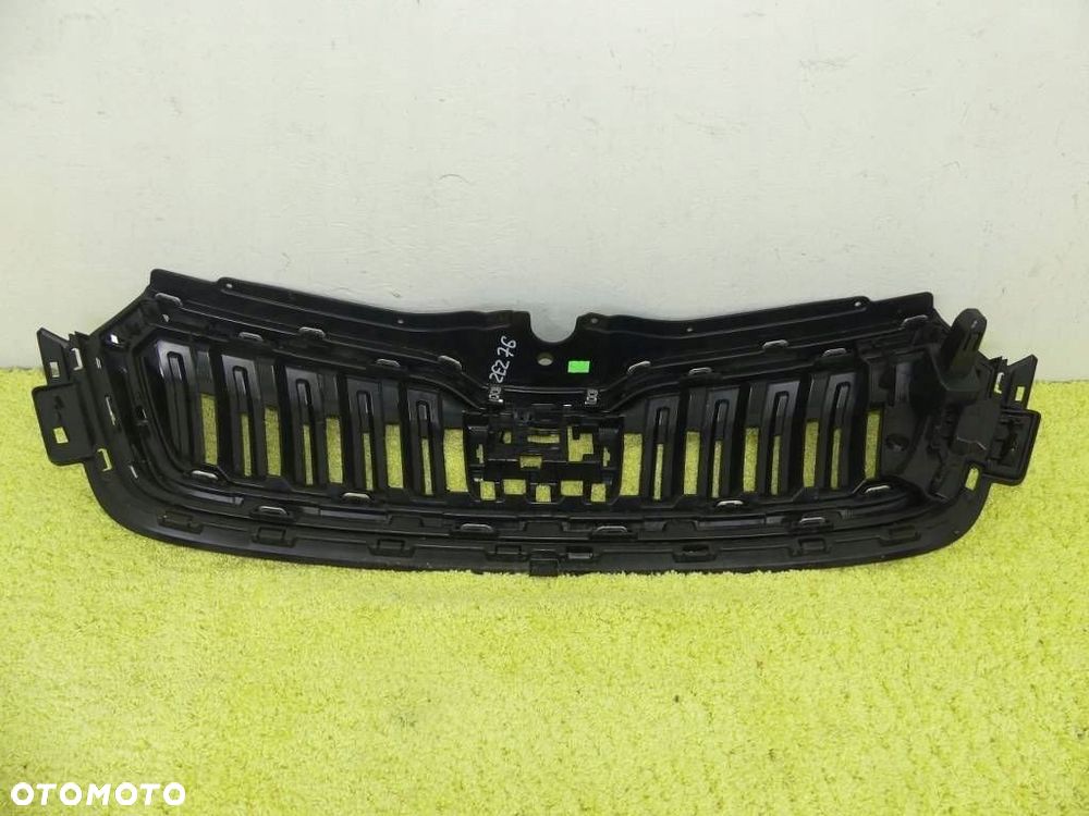 grill atrapa skoda kamiq 19-22r - 4