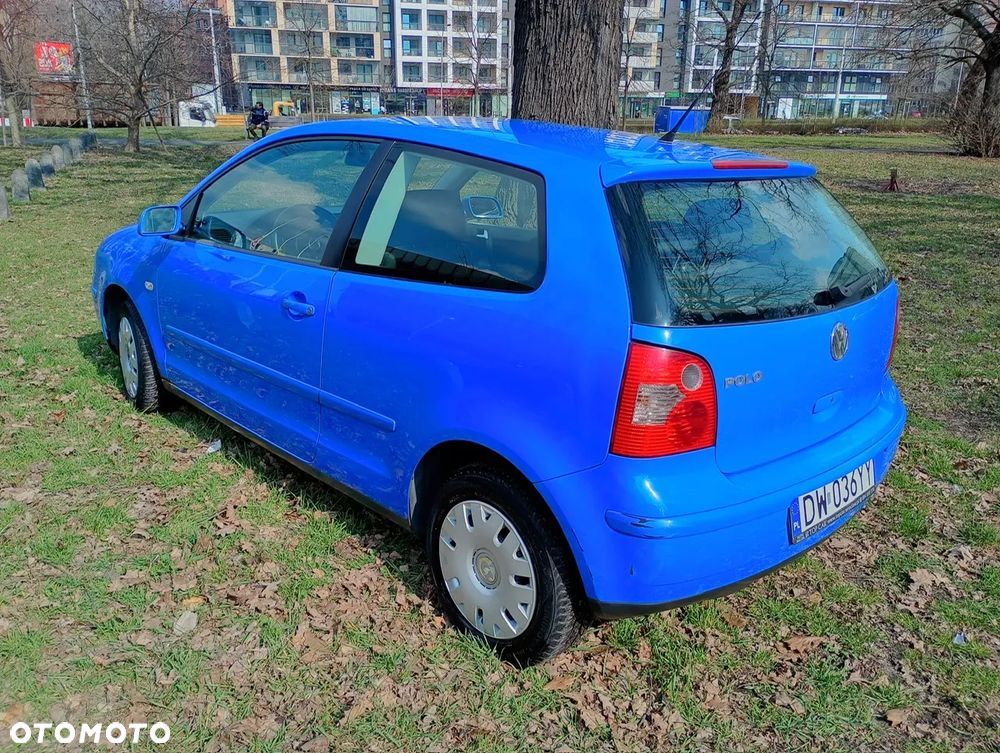 Volkswagen Polo 1.2 12V Comfortline - 4