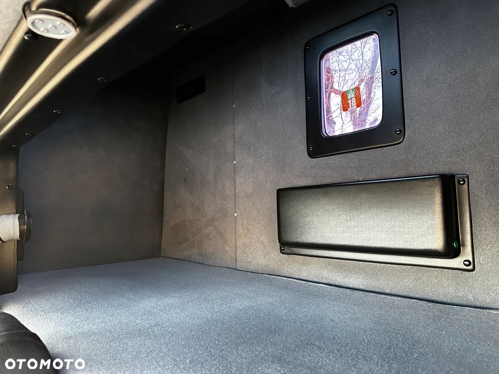 Mercedes-Benz SPRINTER - 10