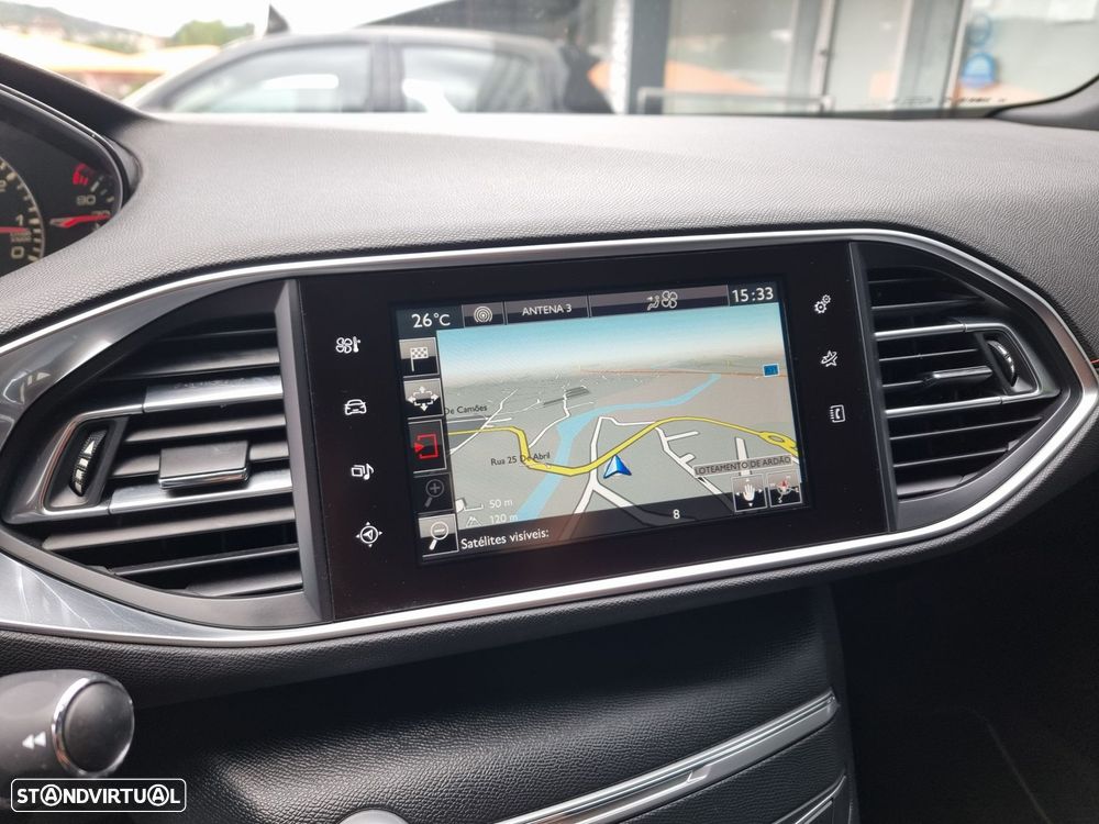 Peugeot 308 1.2 PureTech GT Line - 8