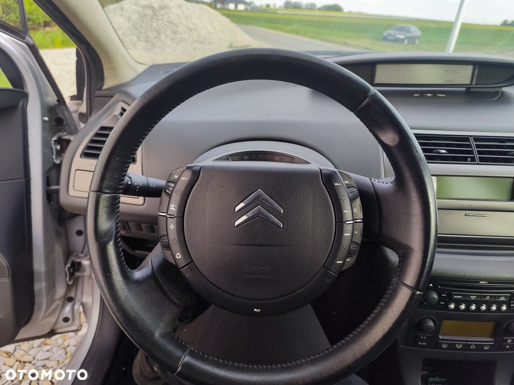 Citroën C4 1.6 HDi Style - 8
