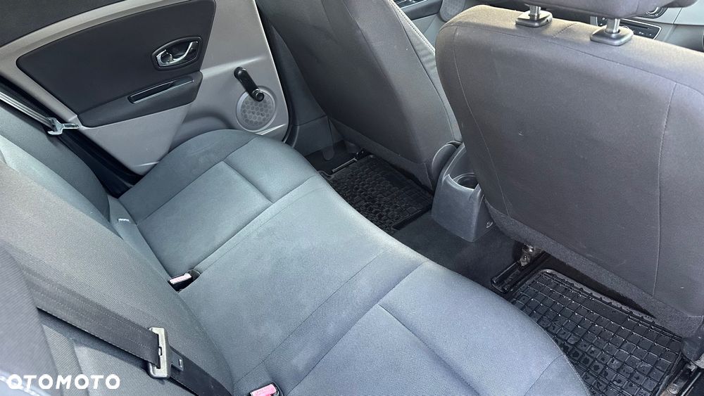 Renault Megane - 13