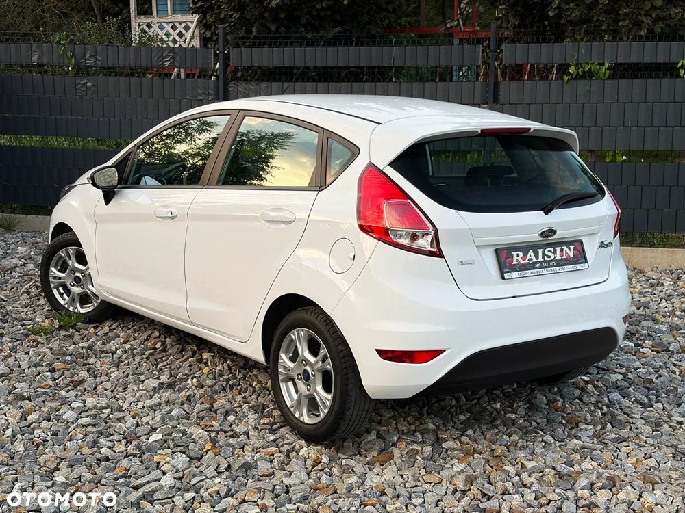 Ford Fiesta - 30