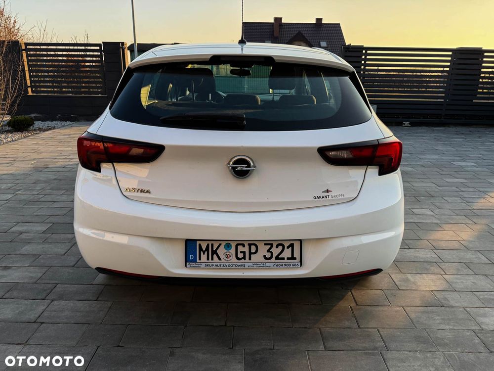 Opel Astra - 18