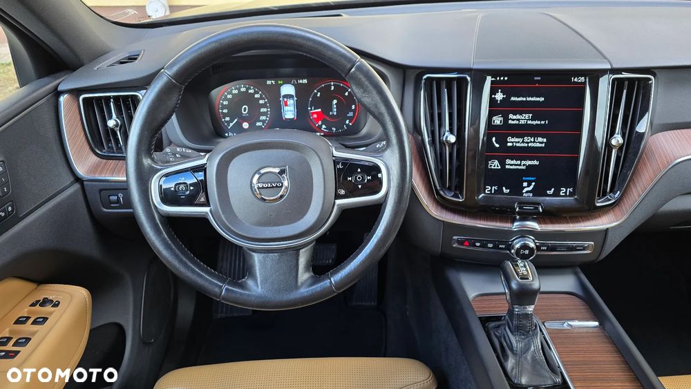 Volvo XC 60 D4 SCR AWD Inscription - 28