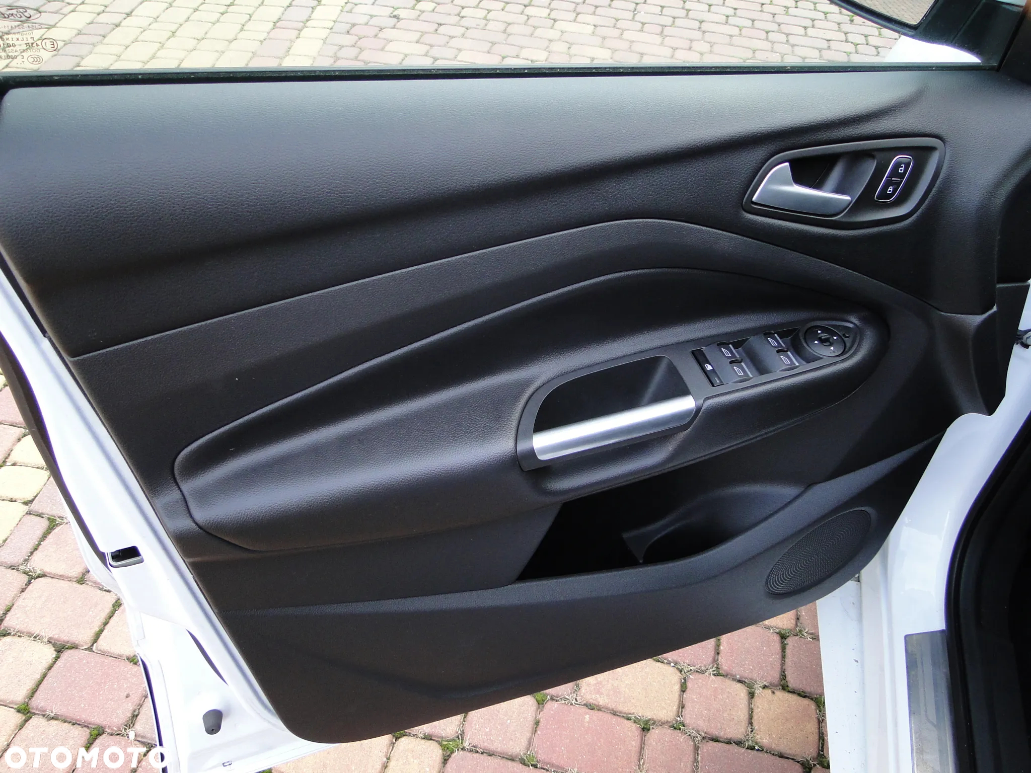 Ford Kuga 1.5 EcoBoost FWD ST-Line ASS - 35