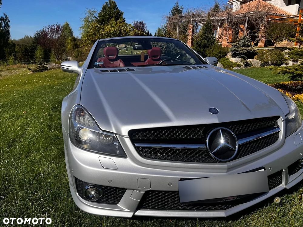 Mercedes-Benz SL 63 AMG - 13