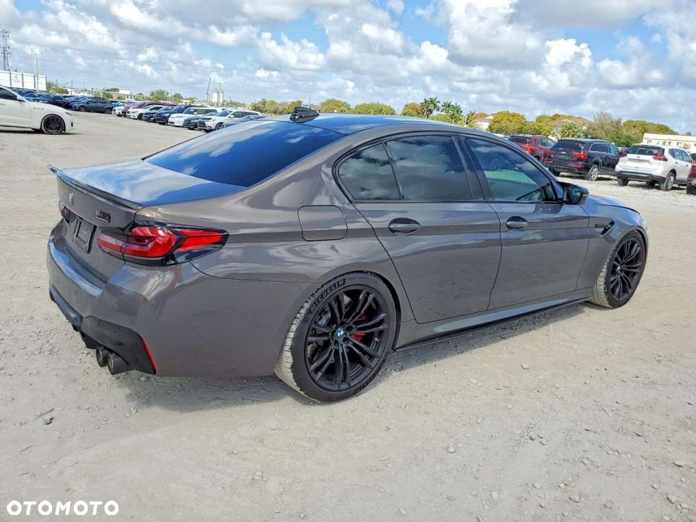 BMW M5 - 5