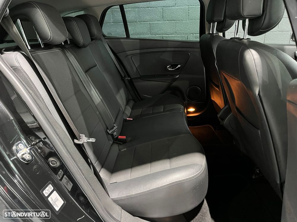 Renault Mégane Sport Tourer 1.5 dCi GT Line SS - 12
