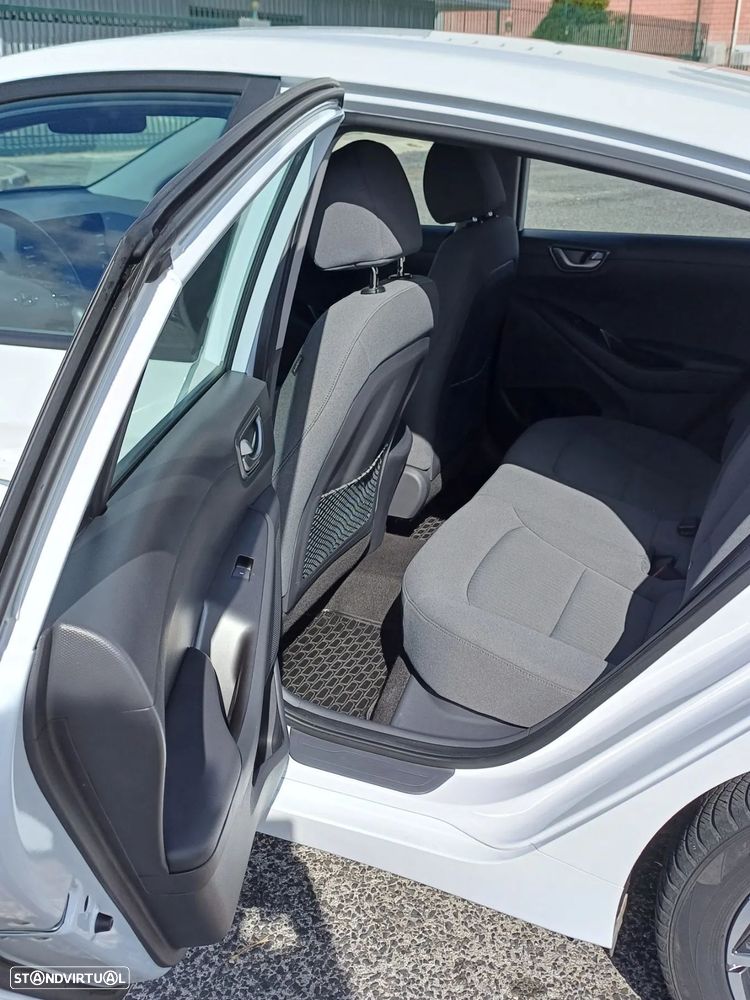Hyundai Ioniq 38kWh - 11