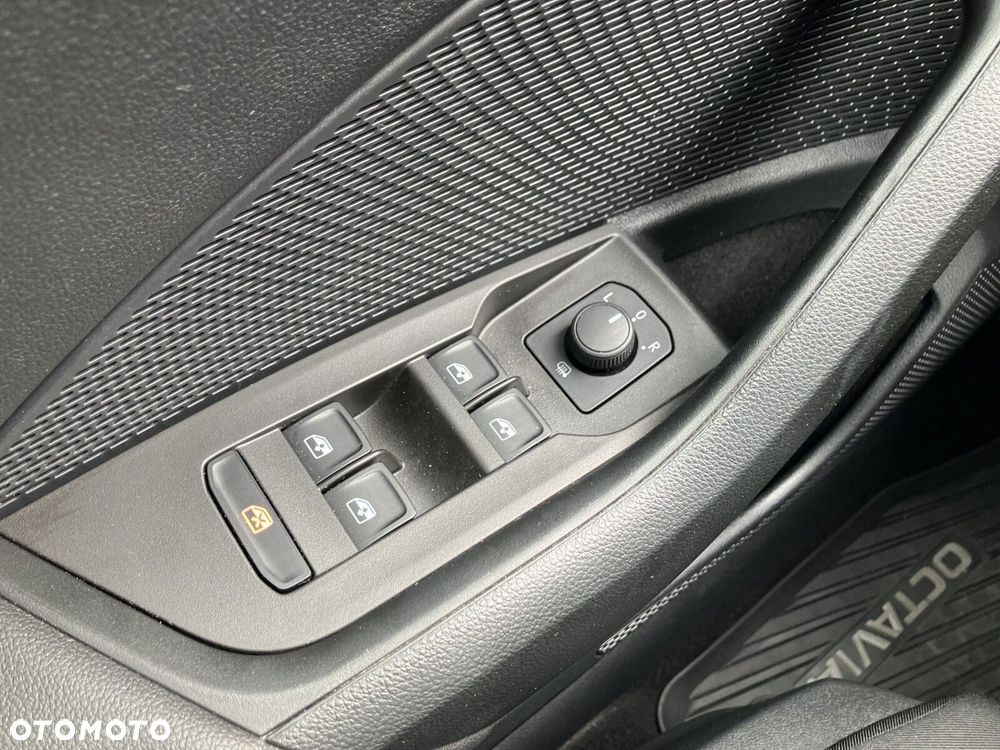 Skoda Octavia 1.5 TSI ACT Ambition - 26