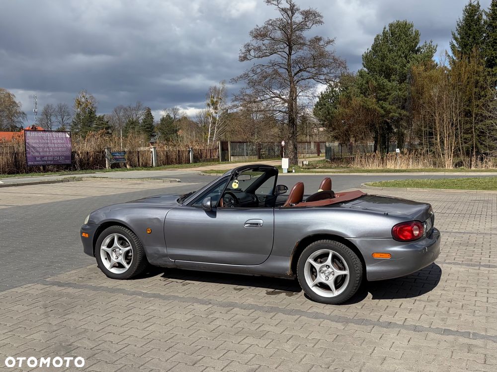 Mazda MX-5 1.6i 16V - 6