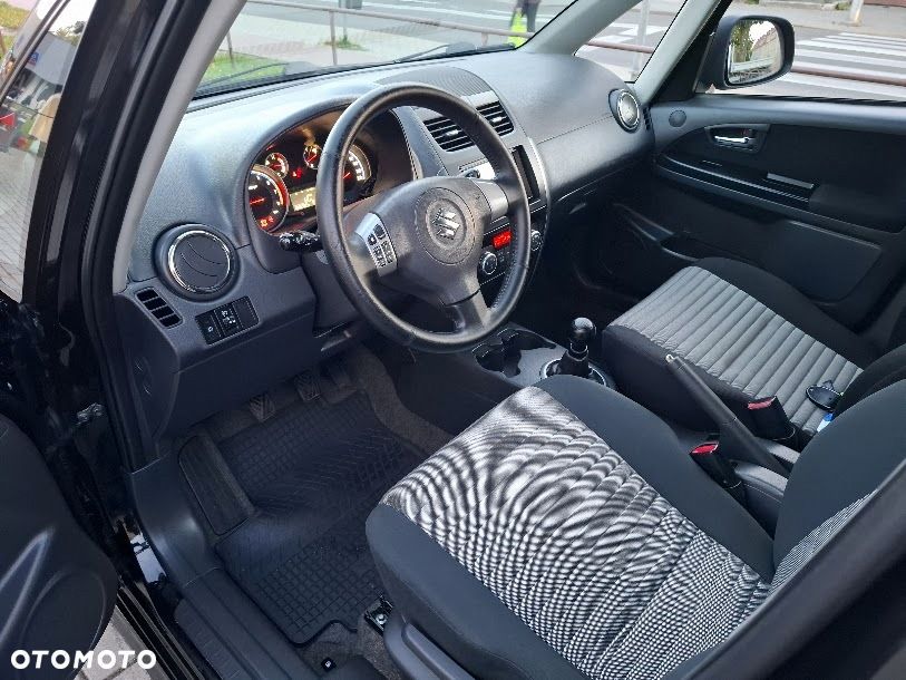 Suzuki SX4 - 22
