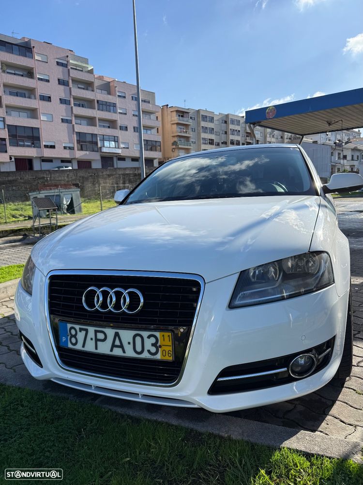 Audi A3 Sportback 2.0 TDI DPF Attraction - 1