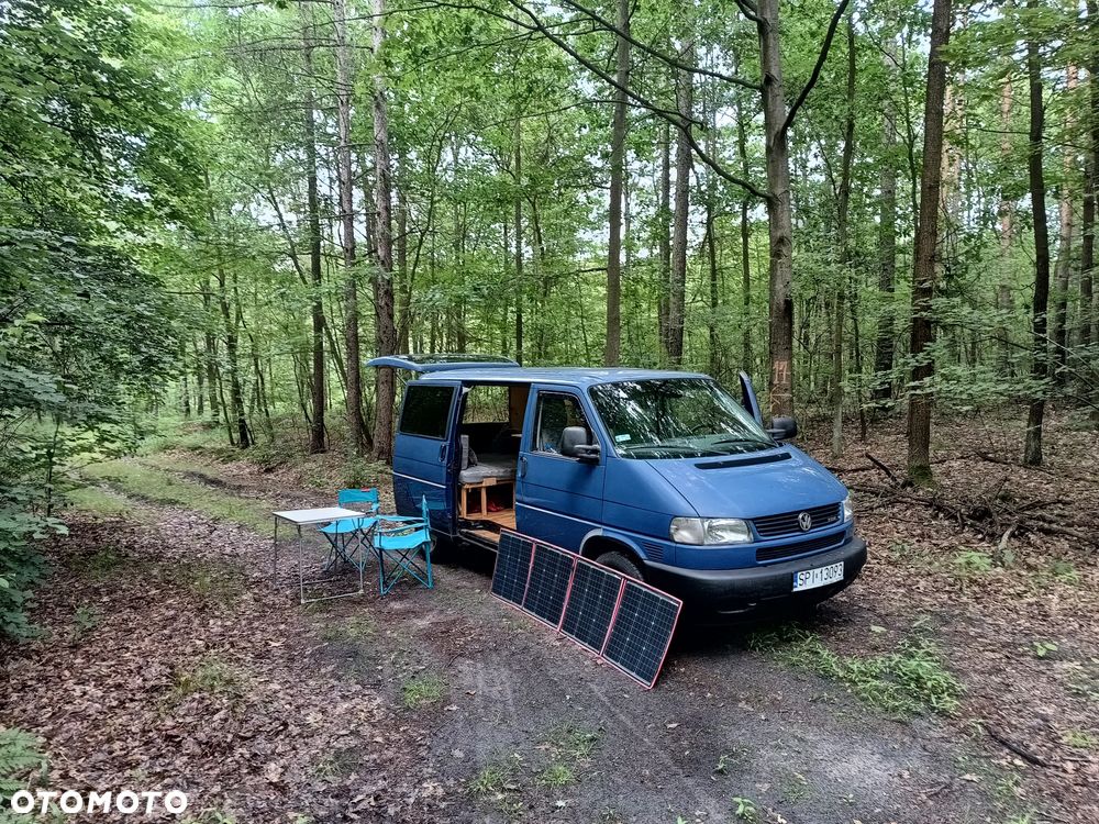 Volkswagen Caravelle - 2