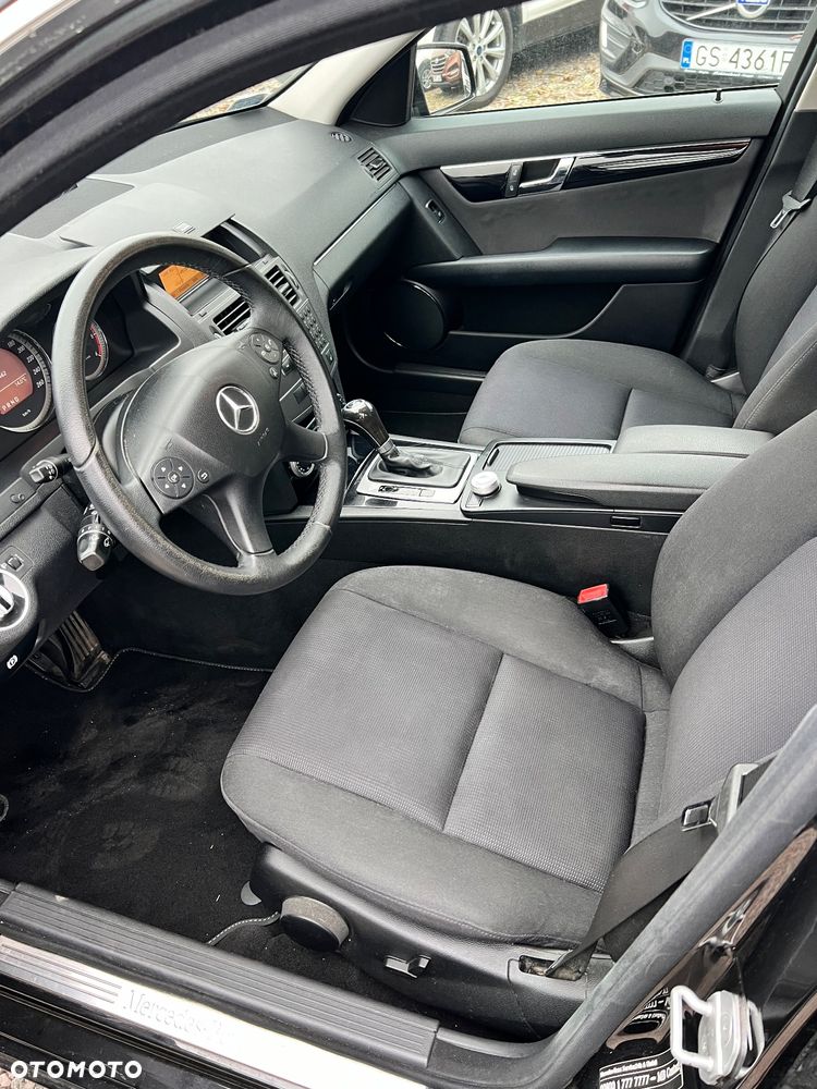 Mercedes-Benz Klasa C 200 T CDI DPF Automatik BlueEFFICIENCY - 10