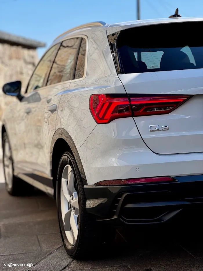 Audi Q3 45 TFSIe S line S tronic - 5