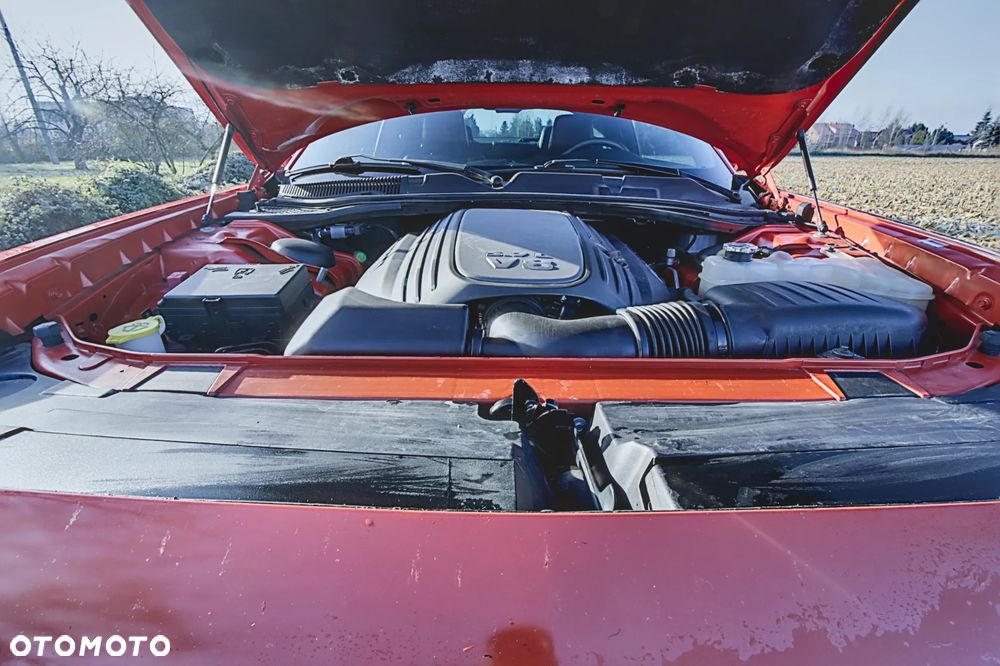 Dodge Challenger 5.7 R/T - 6