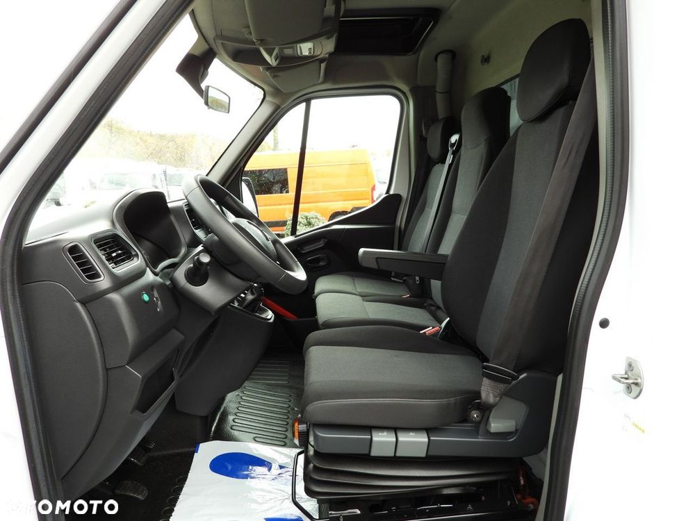 Renault MASTER PLANDEKA 10 PALET WEBASTO TEMPOMAT NAWIGACJA LEDY BLIŹNIACZE KOŁA KLIMATYZACJA  165KM - 29