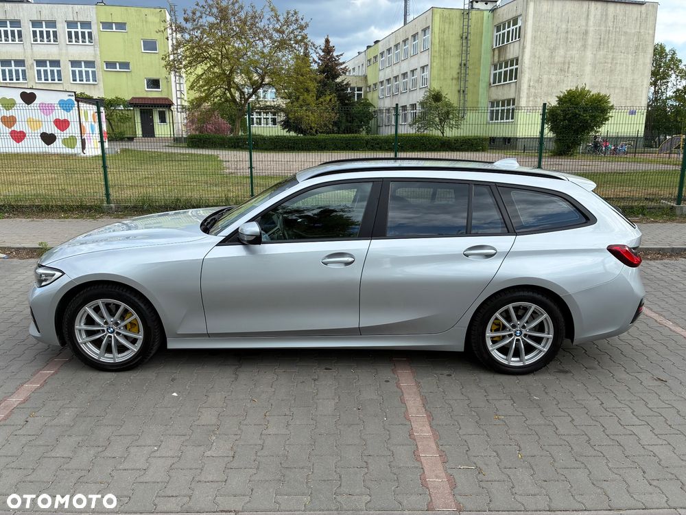 BMW Seria 3 320d Luxury Line - 3