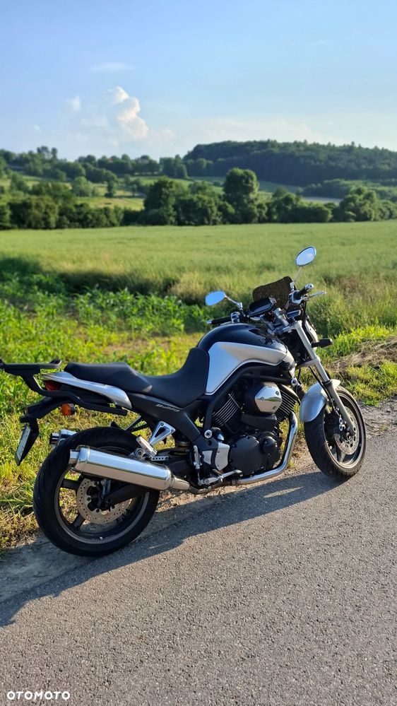 Yamaha BT - 1