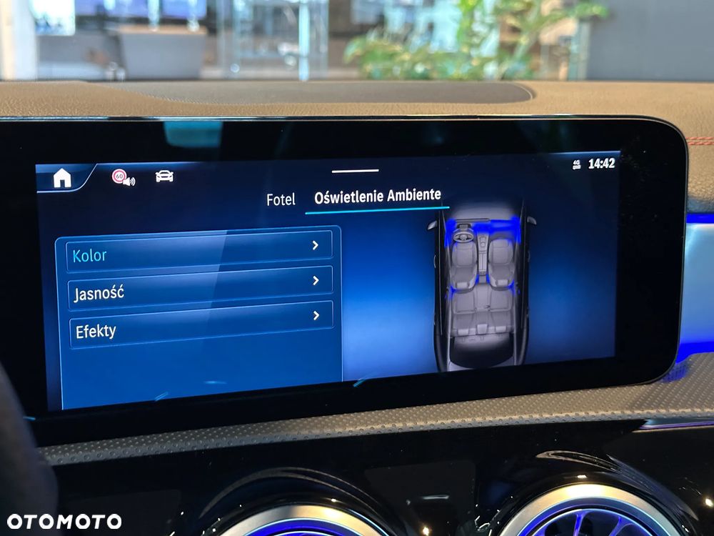 Mercedes-Benz CLA 200 AMG Line 7G-DCT - 18