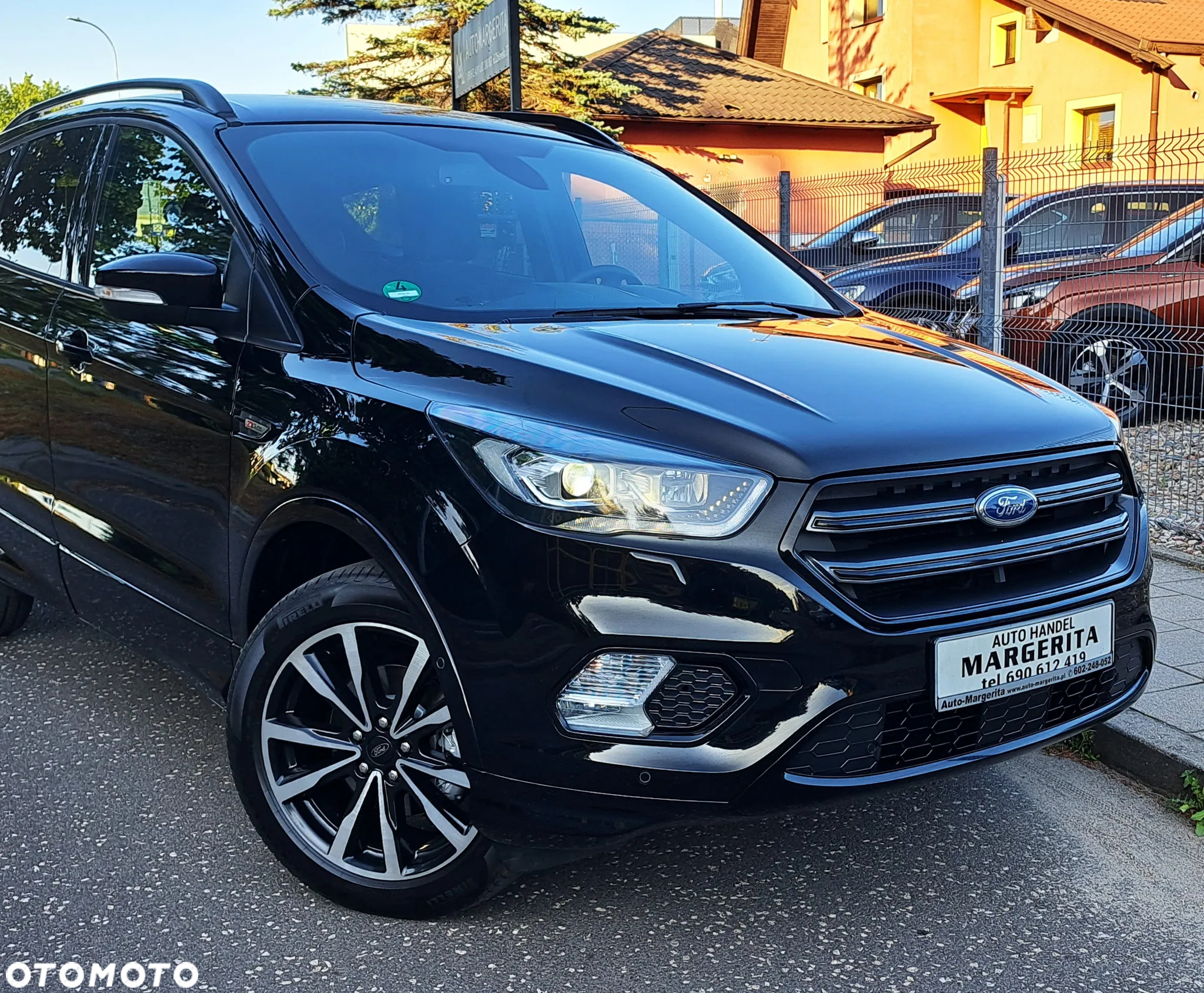 Ford Kuga 1.5 EcoBoost 2x4 ST-Line - 34