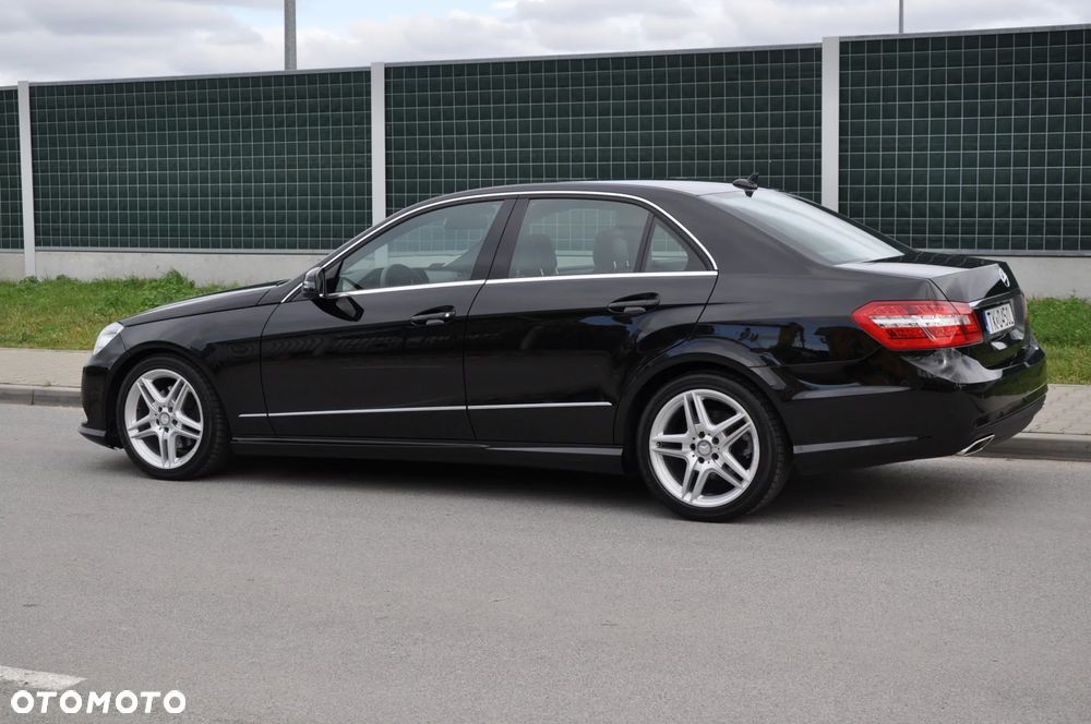 Mercedes-Benz Klasa E 250 CDI 4-Matic BlueEff Avantgarde - 39
