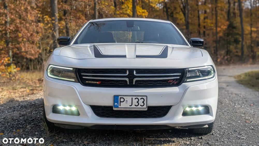 Dodge Charger 5.7 R/T - 2