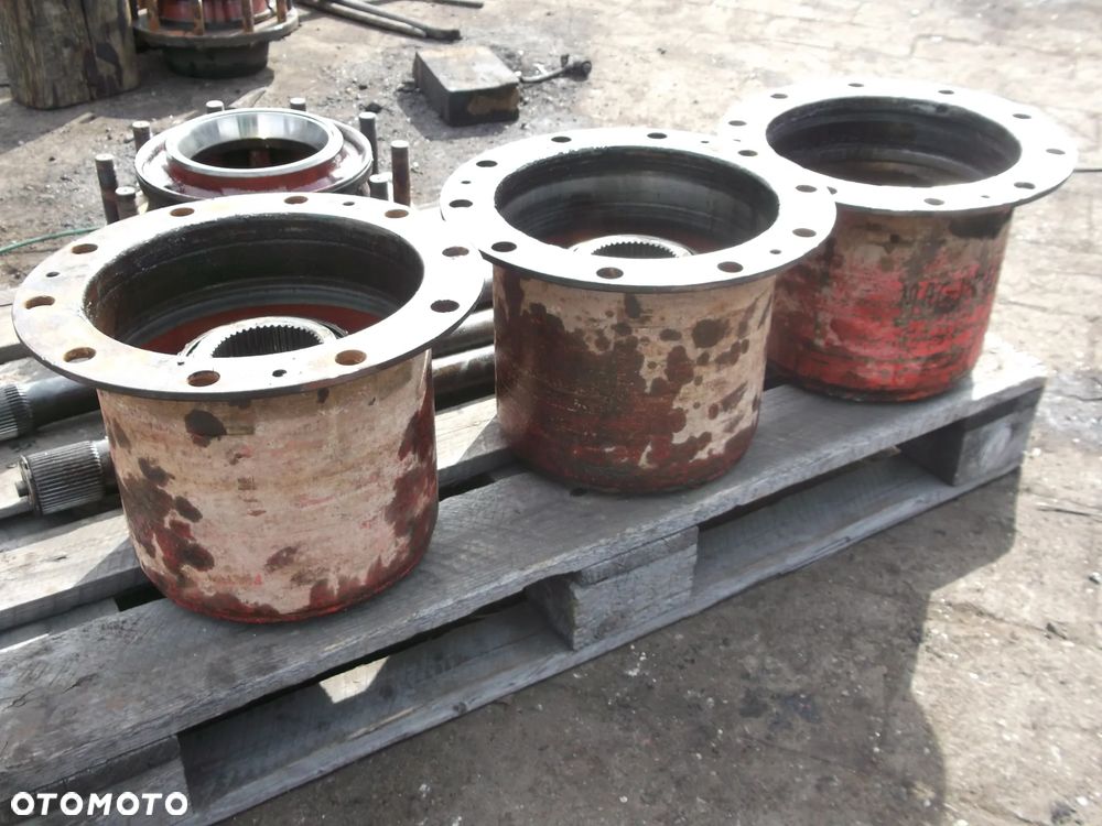 Zwolnica piasta tył Iveco Magirus 6x6 6x4 4x4 - 1