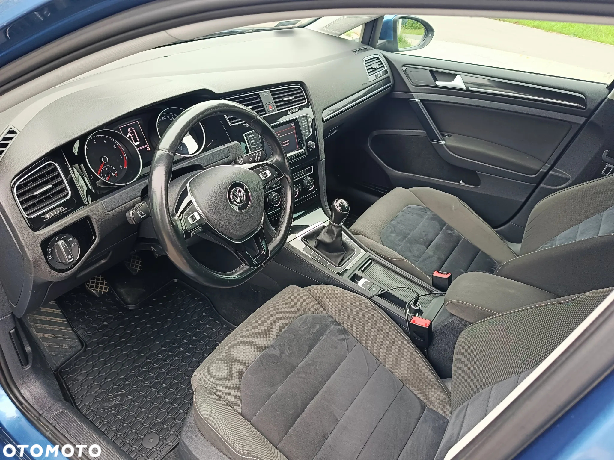 Volkswagen Golf VII 1.4 TSI BMT Comfortline - 3