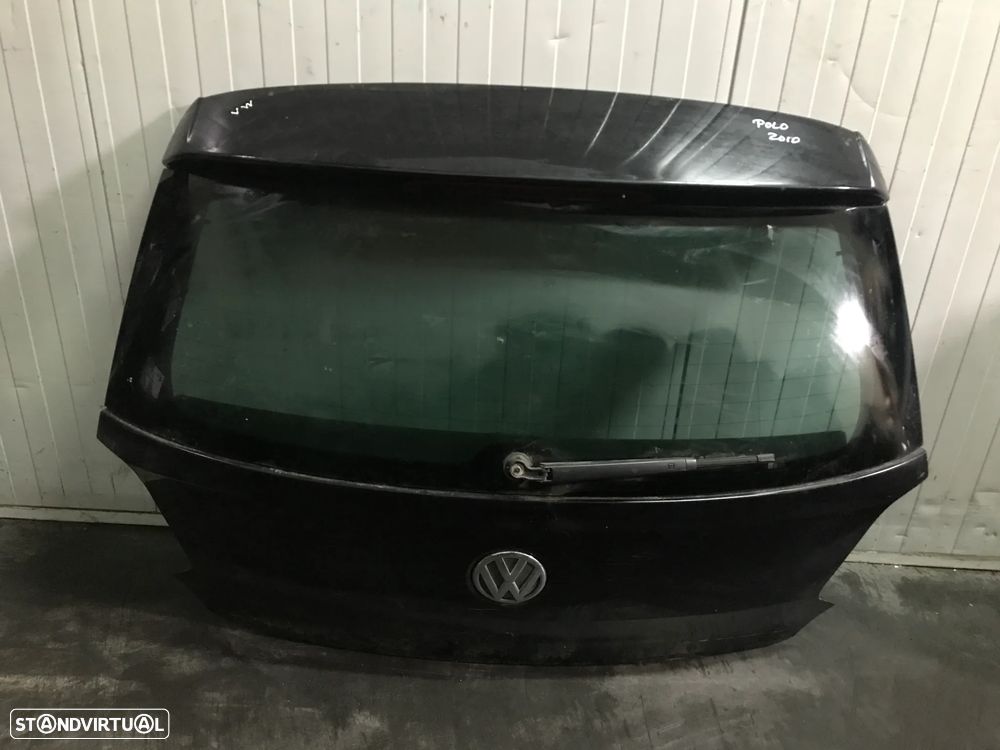 TAMPA DA MALA VOLKSWAGEN POLO V 6R 09-16 (PRETA) - 1
