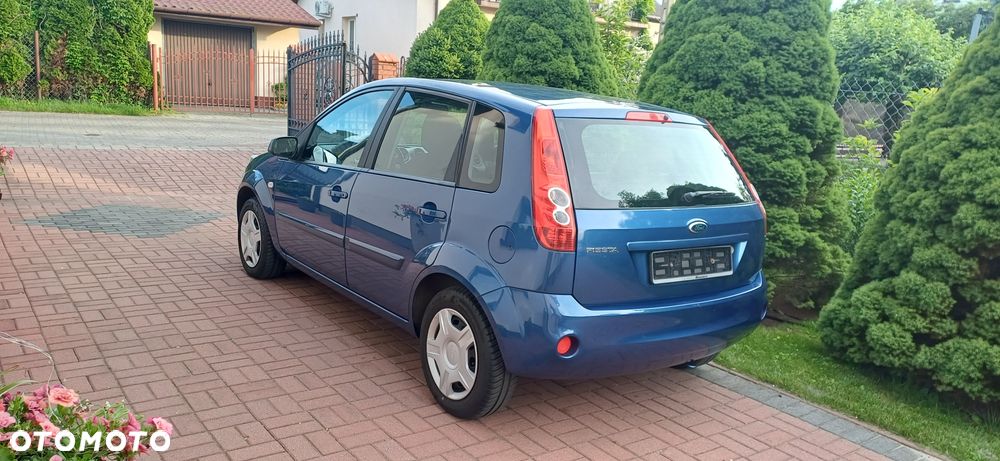 Ford Fiesta - 4