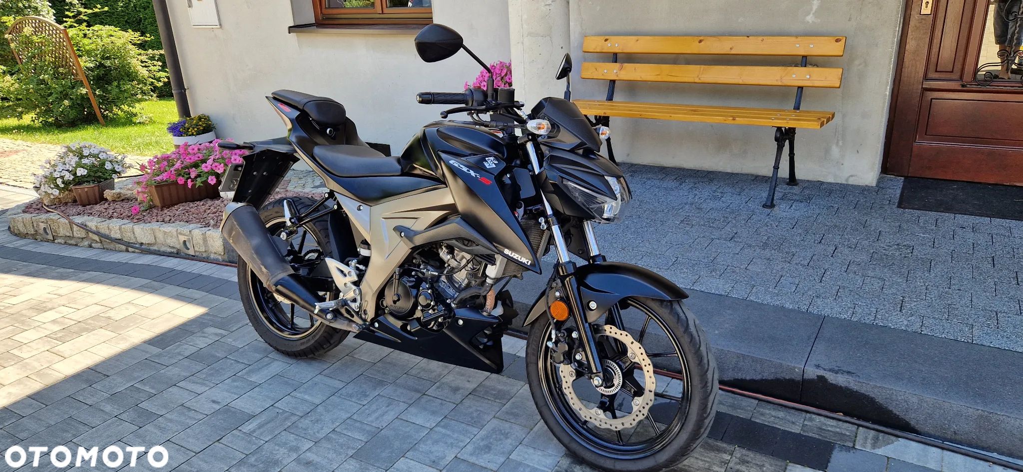 Suzuki GSX - 1