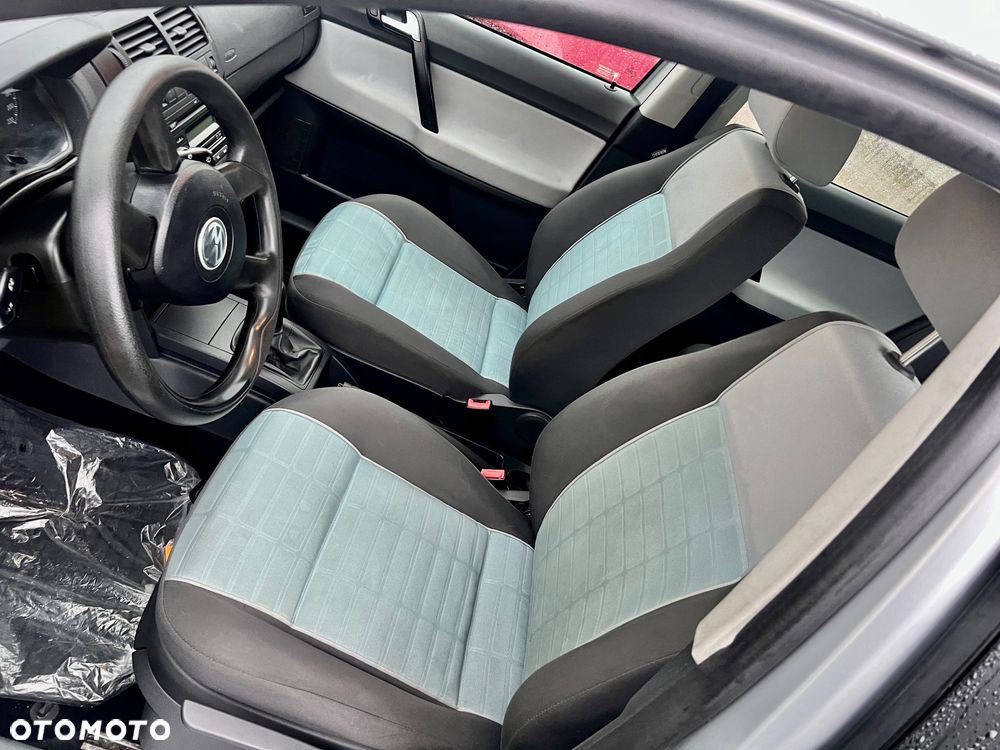 Volkswagen Polo 1.4 TDI DPF BlueMotion - 15