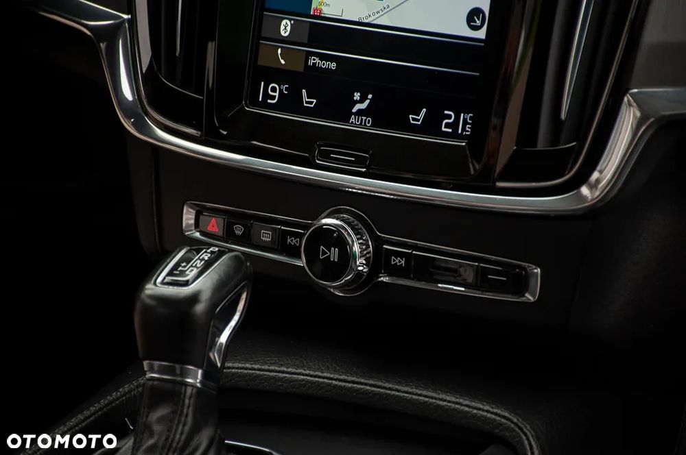 Volvo V90 D4 Geartronic - 33