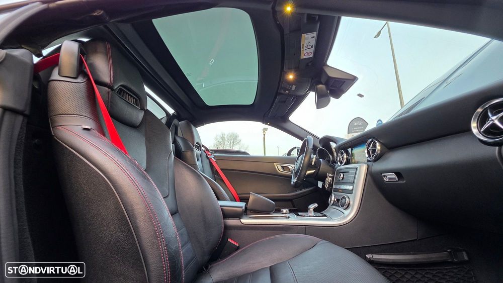 Mercedes-Benz SLC 250 d - 29