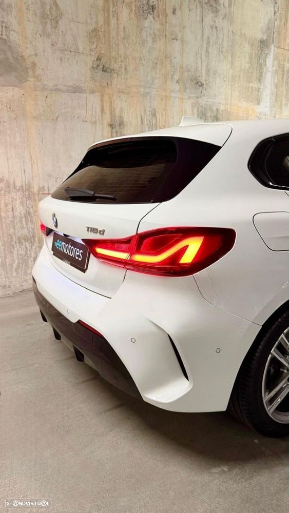 BMW 116 d Pack Desportivo M Auto - 4