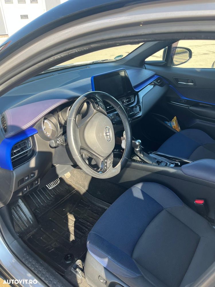 Toyota C-HR Style Selection - 7