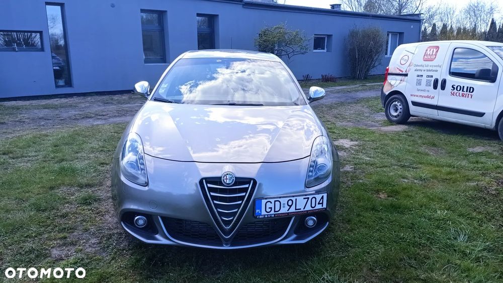 Alfa Romeo Giulietta 2.0 JTDM Exclusive TCT EU6 - 9